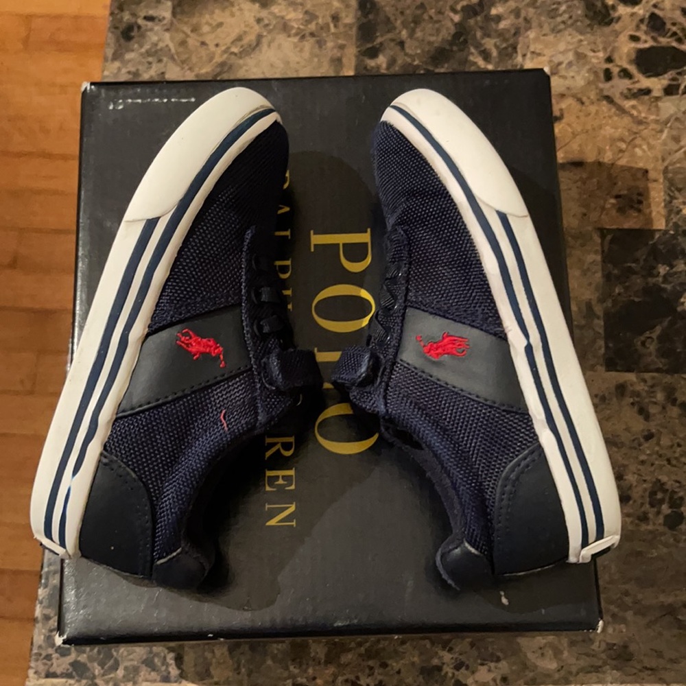 Polo Ralph Lauren Size 9 (Toddler)